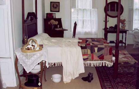 Bedroom in Orange Hall